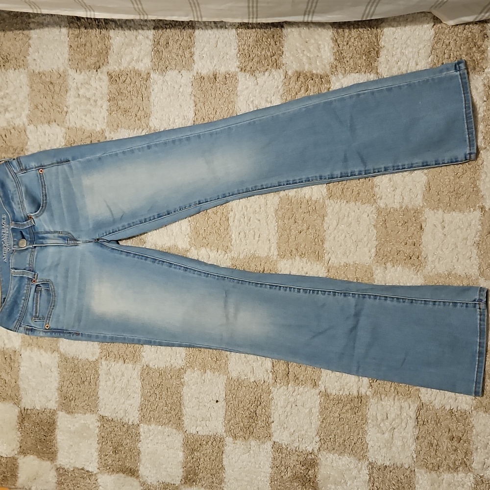 American Eagle Women's Light Blue Kick Boot Flare Jeans Size 4